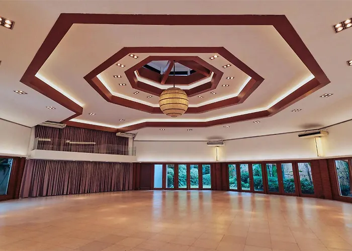 Heart Of Bgc Apartment Manila
